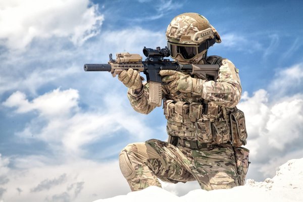 Explorez un univers de possibilités avec nos répliques divers d'airsoft
