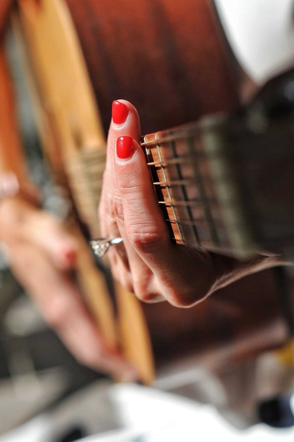 Comment l'usage de la musique peut-il améliorer l'apprentissage des langues étrangères chez les enfants ?